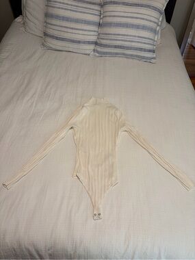 Abercrombie & Fitch Cream Ribbed Long-Sleeve Bodysuit